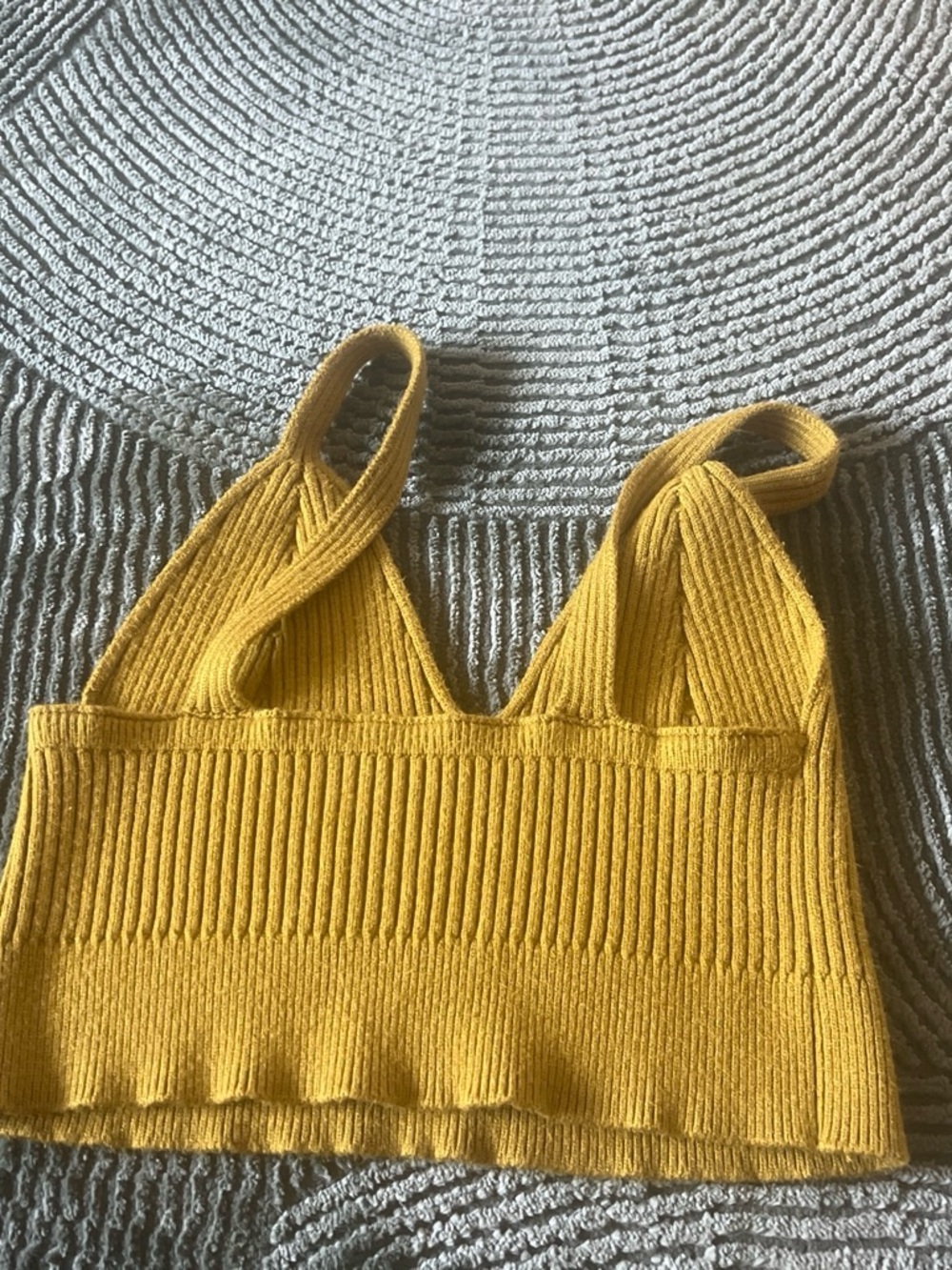 Source Unknown Mustard Ribbed Knit Crop Tank - Picture 3 of 3